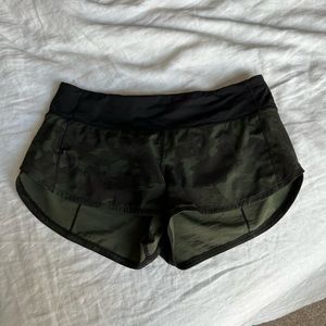 Lululemon Speed Up low-rise lined short 2.5